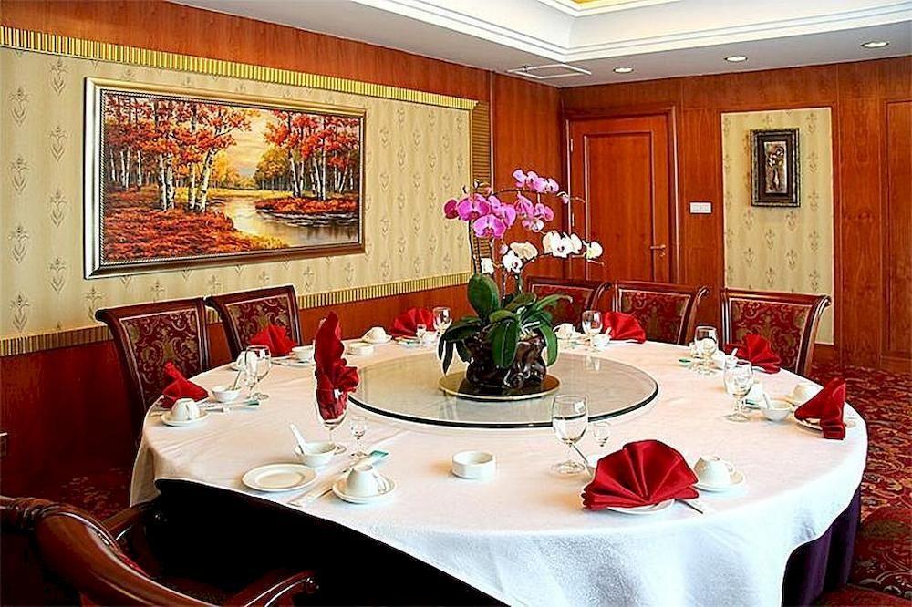 Sea Horizon Hotel Dalian Bagian luar foto